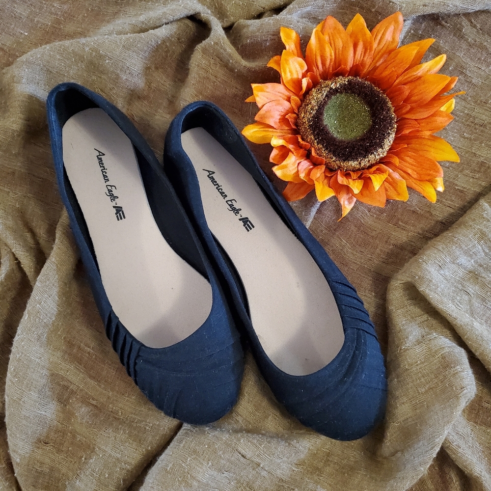 American Eagle Flats sz 6